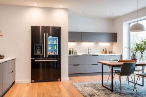 melhor-geladeira--portas-midea-para-sua-cozinha-moderna